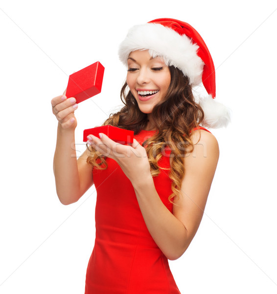 Stockfoto: Glimlachende · vrouw · helper · hoed · geschenkdoos · christmas