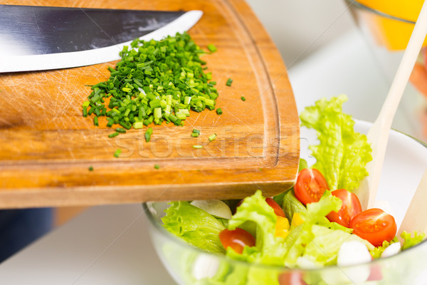 Közelkép aprított hagyma zöldség saláta egészséges étkezés Stock fotó © dolgachov