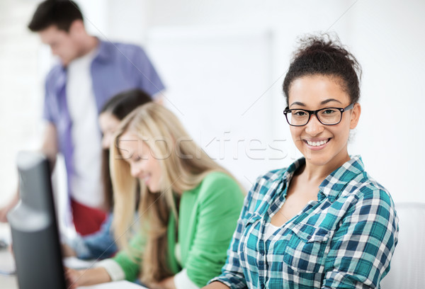 Foto d'archivio: Studente · computer · studiare · scuola · istruzione · internet