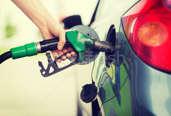 Stock foto: Mann · Benzin · Kraftstoff · Auto · Tankstelle · Transport