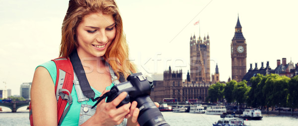 Femeie rucsac aparat foto Londra Big Ben călători Imagine de stoc © dolgachov