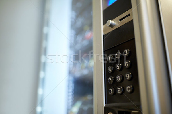 Foto stock: Máquina · de · venda · automática · operação · painel · teclado · vender · tecnologia
