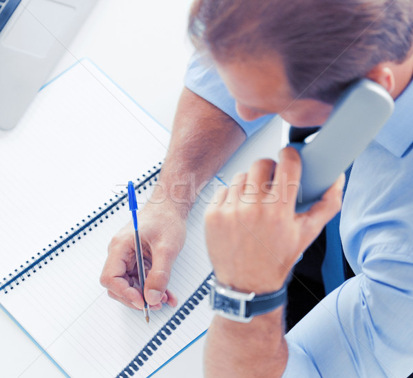 Gut aussehend Geschäftsmann sprechen Telefon Business Büro Stock foto © dolgachov