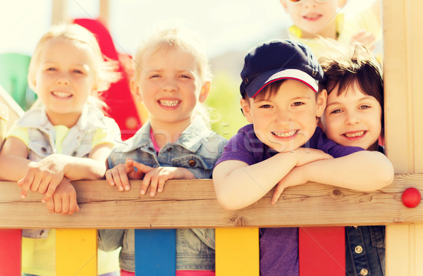 Grupy szczęśliwy dzieci dzieci boisko lata Zdjęcia stock © dolgachov