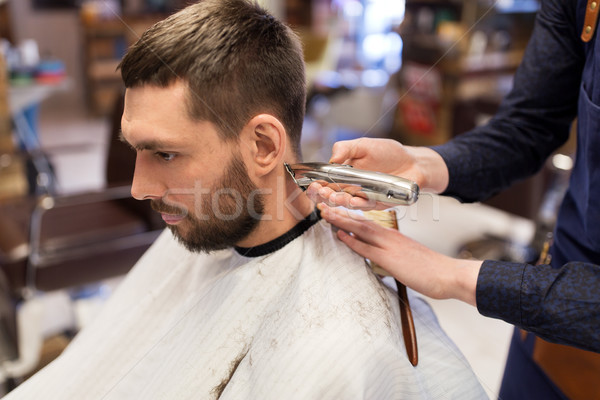 Foto d'archivio: Uomo · barbiere · mani · capelli