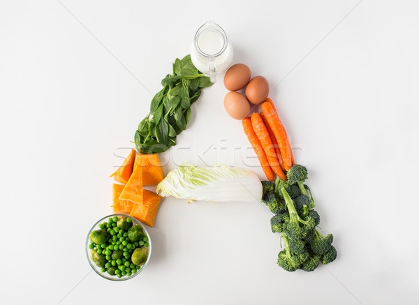 Rijp groenten brief vorm gezond eten Stockfoto © dolgachov