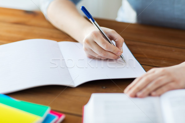 Stockfoto: Student · boek · notebook · home · middelbare · school