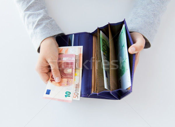 Stockfoto: Vrouw · handen · portemonnee · euro · geld