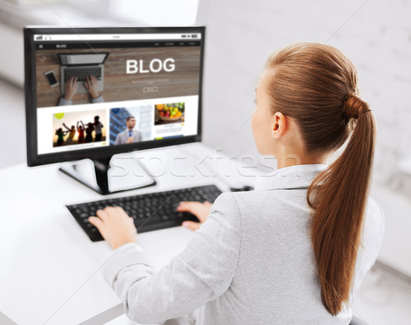 Stock foto: Geschäftsfrau · Computer · Bloggen · Büro · Geschäftsleute · Technologie
