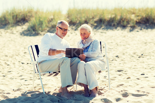Feliz casal de idosos verão praia família Foto stock © dolgachov