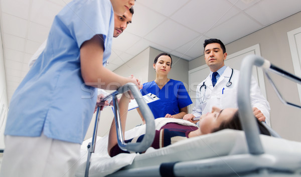 Femme hôpital urgence profession personnes [[stock_photo]] © dolgachov