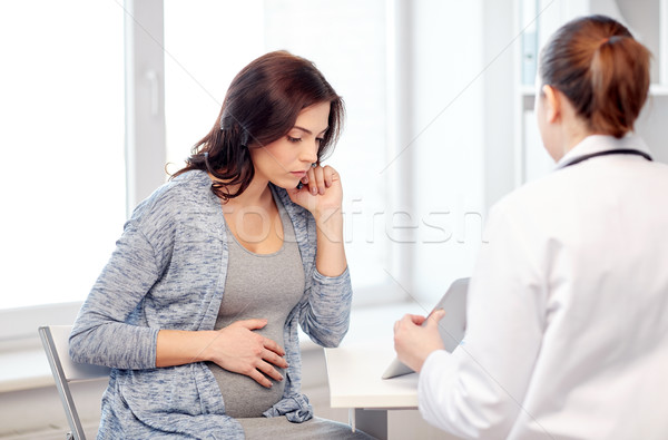 Ginekolog lekarza kobieta w ciąży szpitala ciąży ginekologia Zdjęcia stock © dolgachov