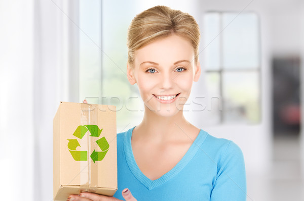 Donna riciclabile finestra foto donna sorridente ragazza Foto d'archivio © dolgachov