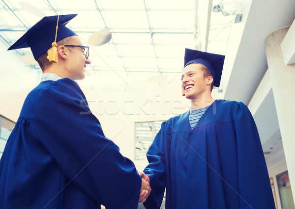 [[stock_photo]]: Souriant · élèves · éducation · graduation · personnes · serrer · la · main