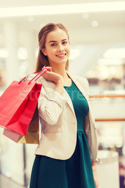 Glücklich Einkaufstaschen Mall Verkauf Konsumismus Stock foto © dolgachov