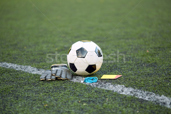 Palla guanti fischiare carte campo di calcio sport Foto d'archivio © dolgachov