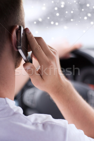 Közelkép férfi okostelefon vezetés autó közlekedés Stock fotó © dolgachov