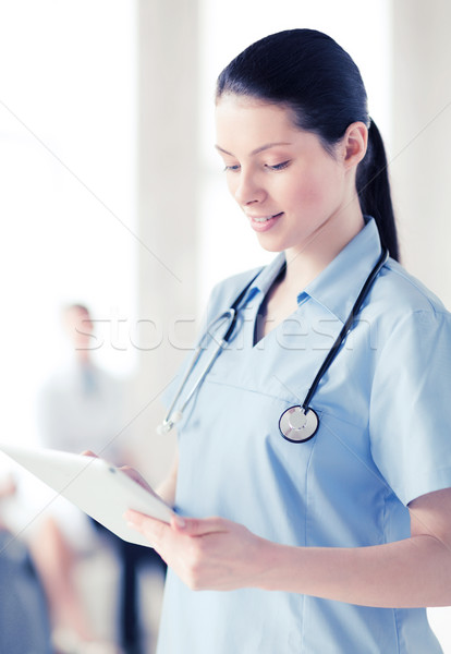 Stockfoto: Vrouwelijke · arts · gezondheidszorg · medische · technologie