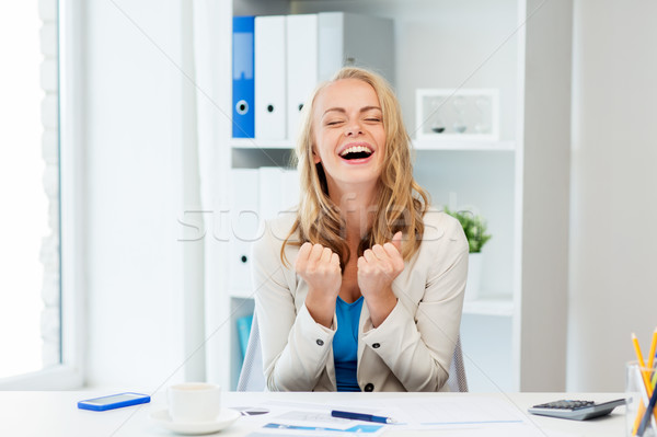 Glücklich Geschäftsfrau Erfolg Büro Geschäftsleute Stock foto © dolgachov