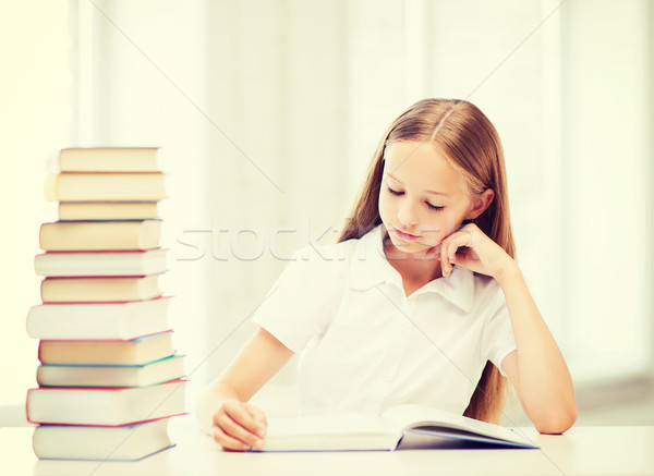 Foto d'archivio: Studente · ragazza · studiare · scuola · istruzione · piccolo