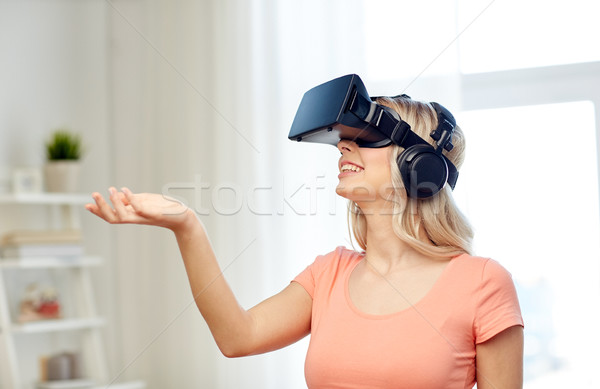 商業照片: 女子 · 虛擬 · 現實 · 耳機 · 3d眼鏡 · 技術