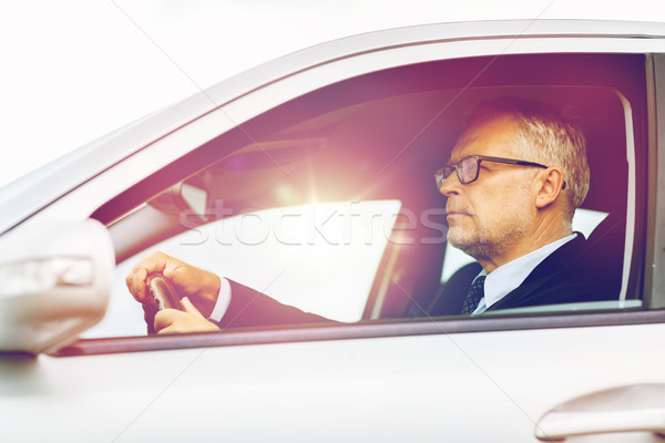 Gelukkig senior zakenman rijden auto vervoer Stockfoto © dolgachov