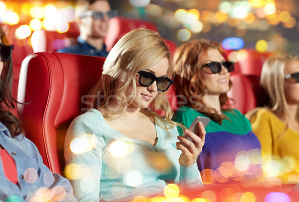 Szczęśliwy kobieta smartphone 3D film teatr Zdjęcia stock © dolgachov