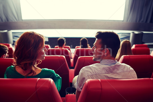 Heureux couple regarder film théâtre cinéma Photo stock © dolgachov