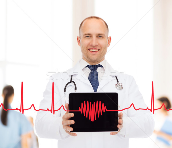 Foto stock: Sonriendo · doctor · de · sexo · masculino · estetoscopio · medicina · profesión