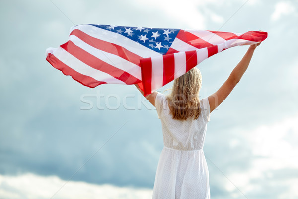 Stock fotó: Boldog · fiatal · nő · amerikai · zászló · kint · vidék · nap