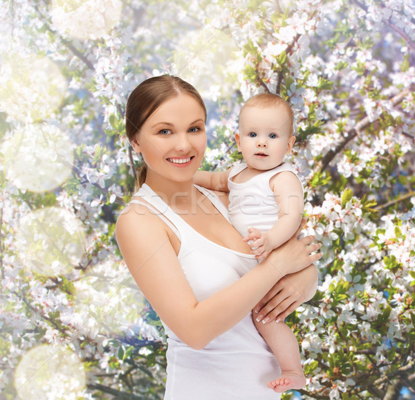 Heureux mère adorable bébé famille enfant [[stock_photo]] © dolgachov