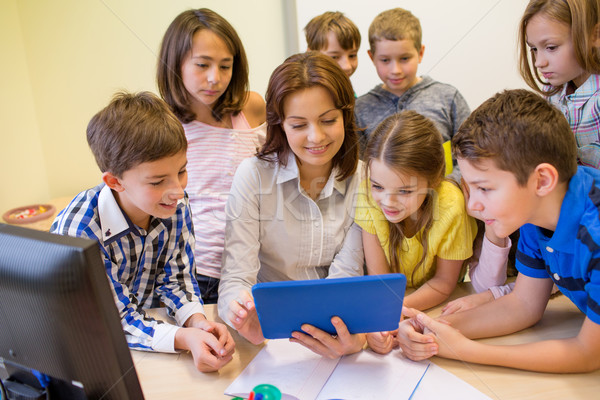 Stock foto: Gruppe · Kinder · Lehrer · Schule · Bildung