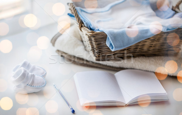 Stockfoto: Baby · kleding · pasgeboren · notebook · moederschap