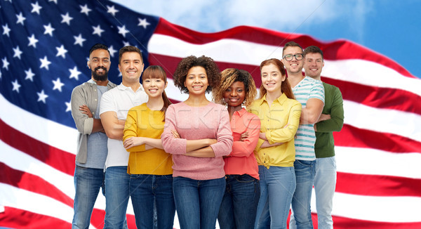 Internazionali persone gruppo bandiera americana diversità gara Foto d'archivio © dolgachov