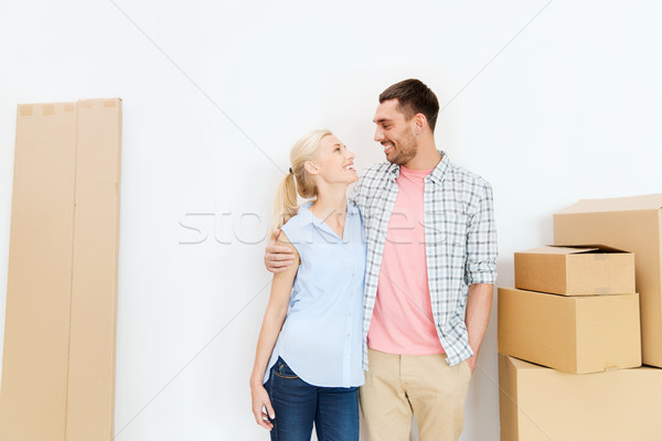 [[stock_photo]]: Couple · carton · cases · déplacement · nouvelle · maison · maison