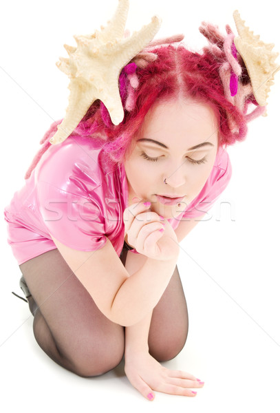 Roze jurk foto bizar haren meisje Stockfoto © dolgachov