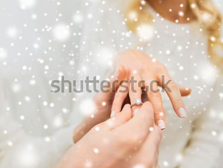 [[stock_photo]]: Lesbiennes · couple · mains · alliance · personnes