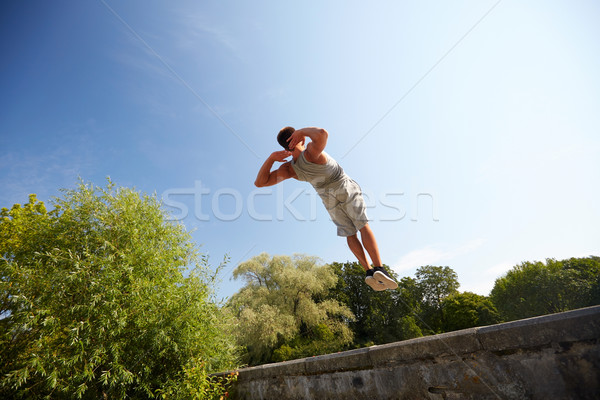 Foto stock: Deportivo · joven · saltar · verano · parque · fitness