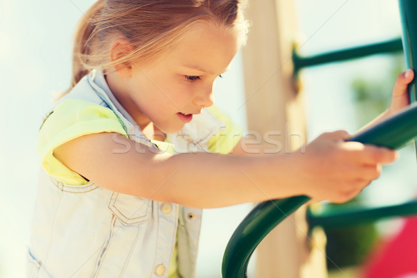 Gelukkig meisje klimmen kinderen speeltuin zomer Stockfoto © dolgachov