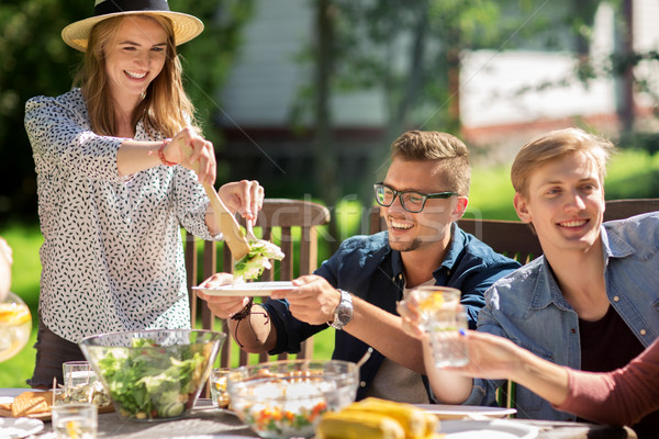 Gelukkig vrienden diner zomer tuinfeest recreatie Stockfoto © dolgachov