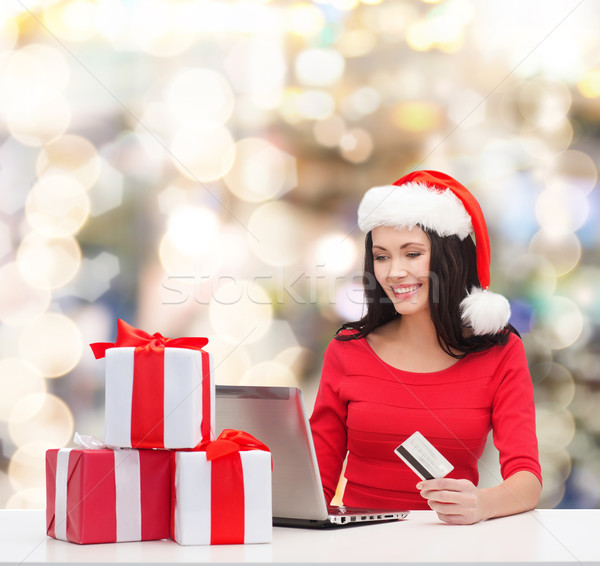 Foto d'archivio: Donna · sorridente · regali · laptop · carta · di · credito · Natale · shopping