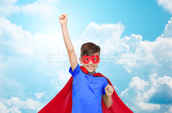 Chłopca czerwony superhero maska karnawałowe Zdjęcia stock © dolgachov