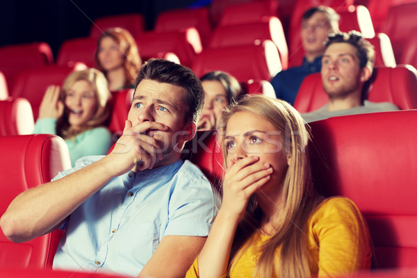 Foto stock: Feliz · amigos · viendo · horror · película · teatro