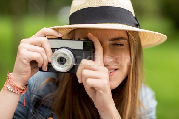 女性 カメラ 撮影 屋外 写真 ストックフォト © dolgachov