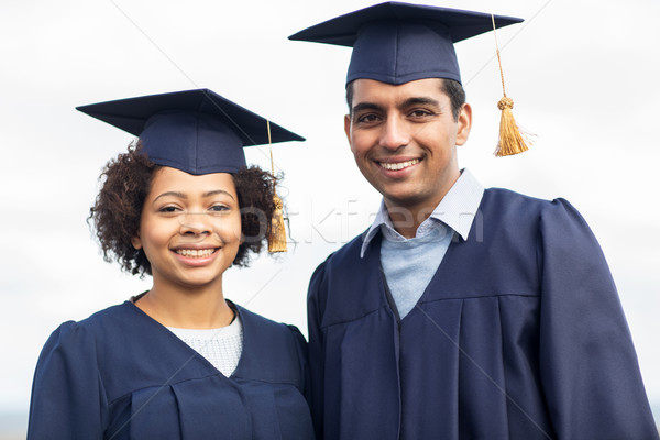 Glücklich Studenten Junggesellen Bildung Abschluss Menschen Stock foto © dolgachov