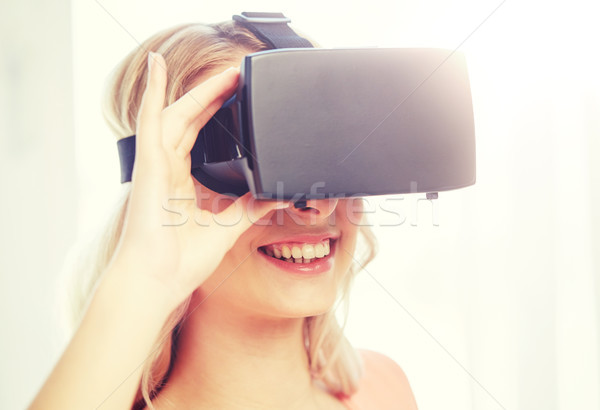 Stockfoto: Vrouw · virtueel · realiteit · hoofdtelefoon · 3d-bril · technologie