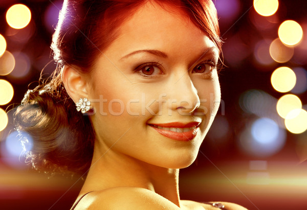 女性 イブニングドレス 着用 ダイヤモンド イヤリング 高級 ストックフォト © dolgachov