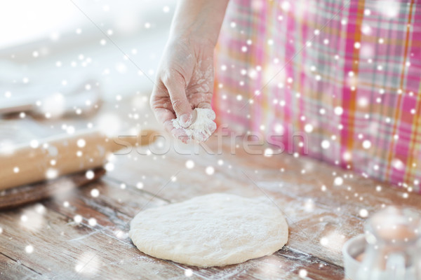 Femme main farine cuisson maison [[stock_photo]] © dolgachov