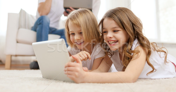 Stock foto: Lächelnd · Schwester · Eltern · zurück · Familie