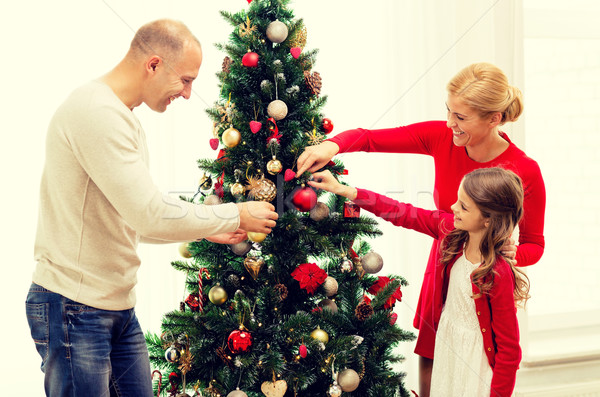 Stockfoto: Glimlachend · familie · kerstboom · home · vakantie · generatie